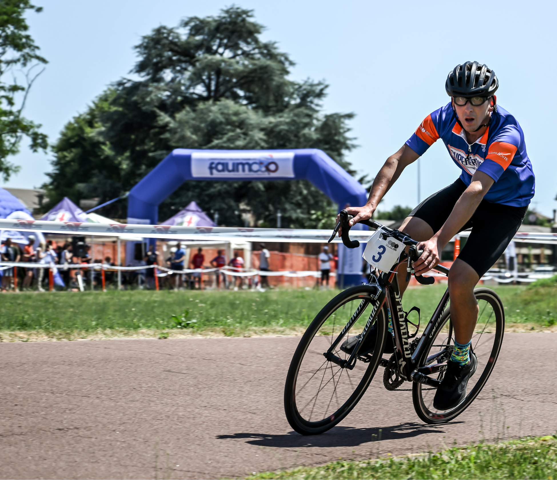 useful description of image if informative and not decoration only.